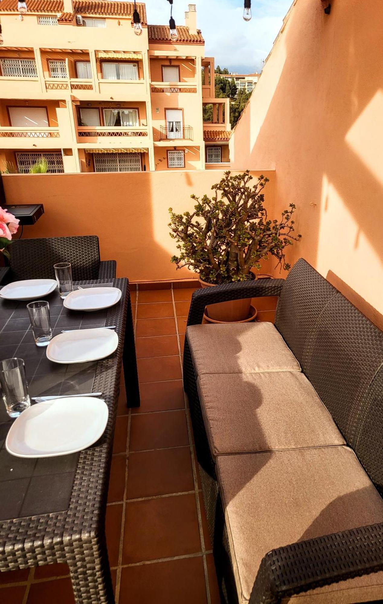 Spacious And Stylish Penthouse In Mijas El Faro Luaran gambar