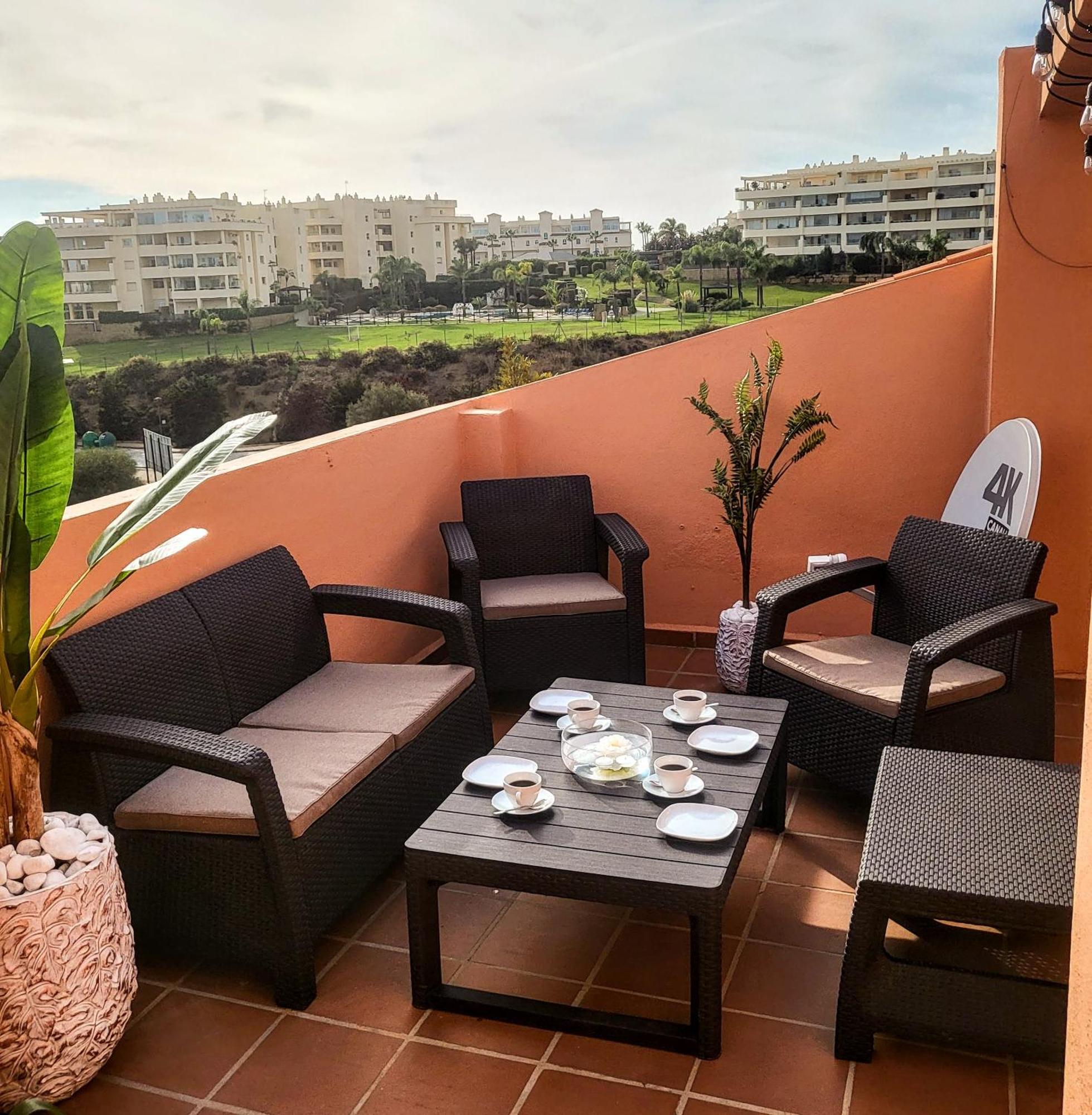 Spacious And Stylish Penthouse In Mijas El Faro Luaran gambar